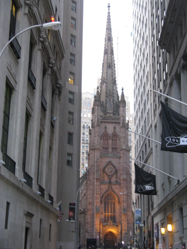 IMG_2886 - Kirche am Ende der Wall Street.jpg